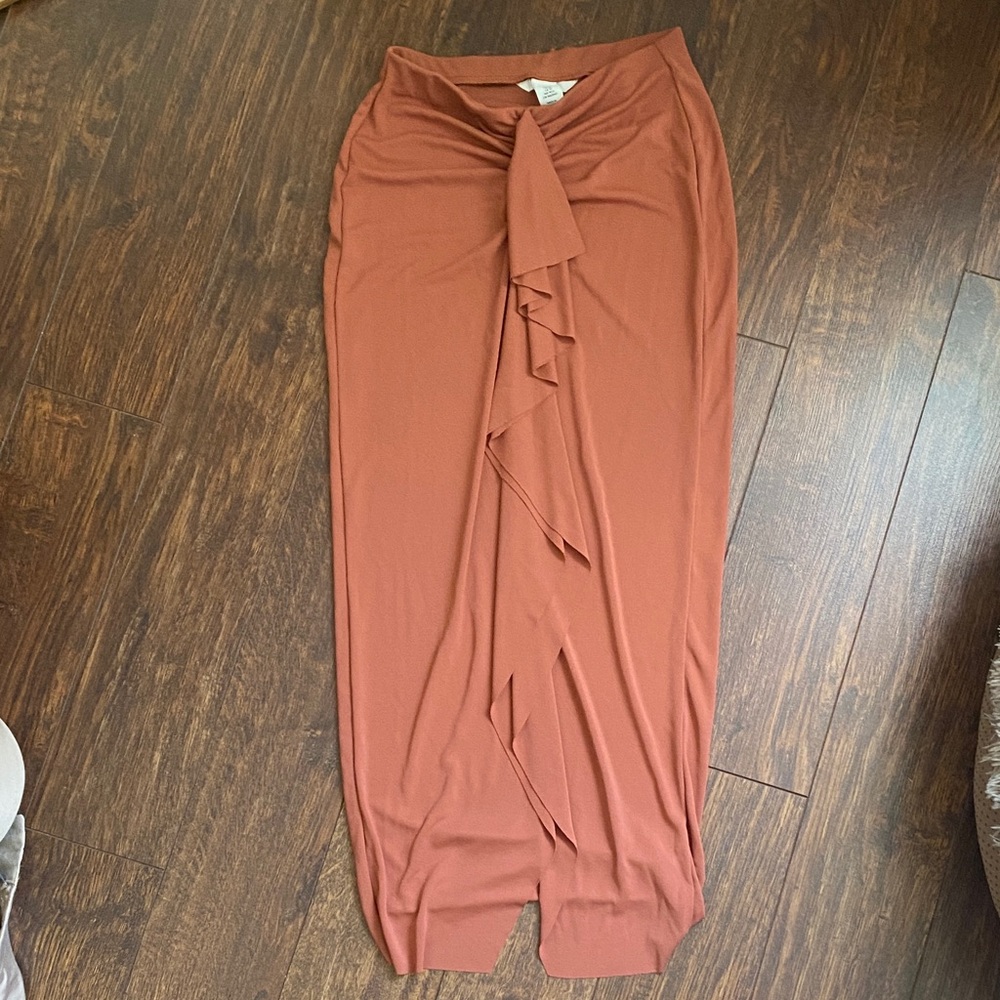 Elegant burnt orange front slit Skirt never worn